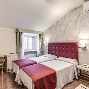 *** Otel Milo İtalya